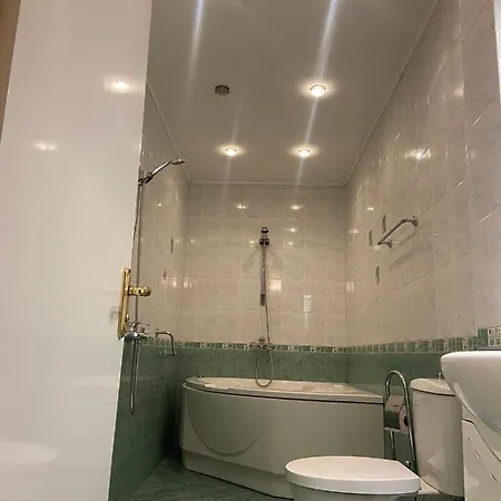 Hotel Tedi 3*